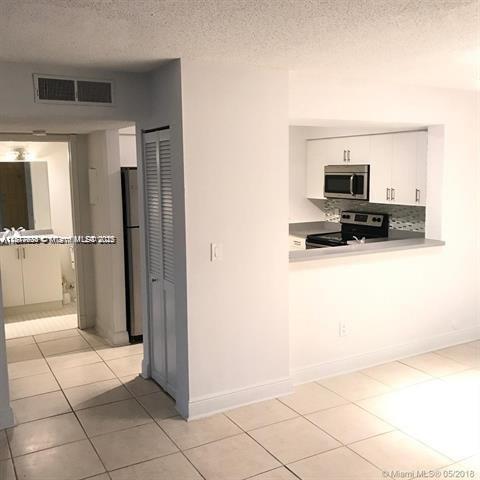1281 SW 46th Ave in Pompano Beach, FL - Building Photo - Building Photo