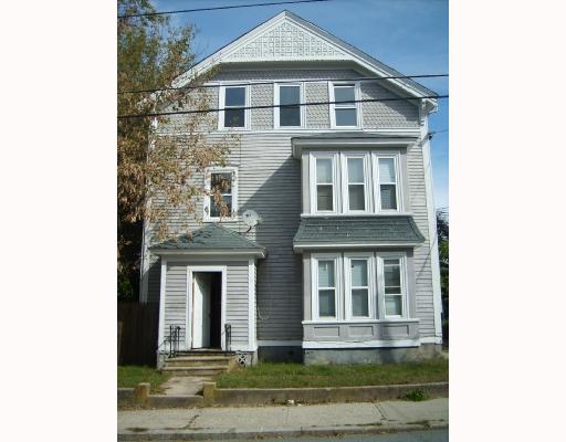 155 4th Ave in Woonsocket, RI - Foto de edificio