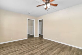 124 Ramsey St in Cleburne, TX - Building Photo - Building Photo