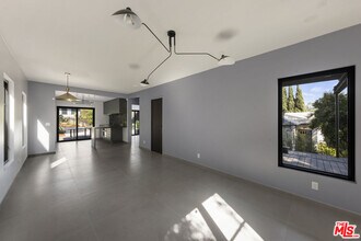 2287 Baxter St in Los Angeles, CA - Building Photo - Building Photo