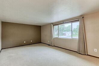4342 N Sheridan Ave in Loveland, CO - Building Photo - Building Photo