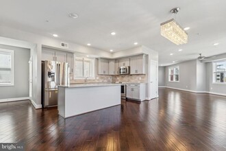 44738 Tiverton Sq in Ashburn, VA - Building Photo - Building Photo