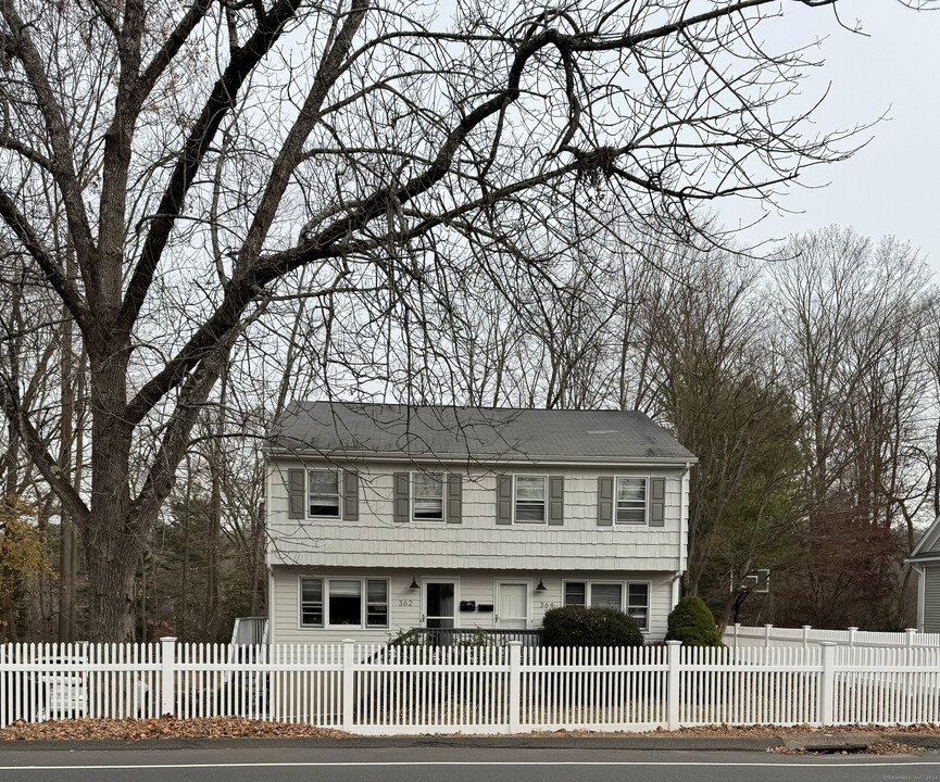 364 Main St in New Canaan, CT - Building Photo