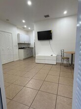 604 SE 12th Ter-Unit -1 in Homestead, FL - Building Photo - Building Photo