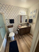 2712 Ottowa Ave in Davis, CA - Building Photo - Building Photo