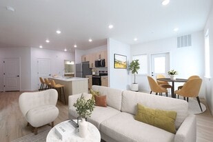 Altura Apartments in Logan, UT - Building Photo