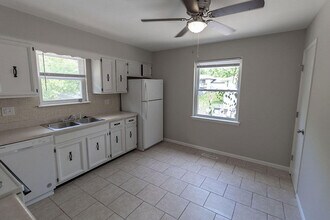 1321 S Roseta Ave in Columbia, MO - Building Photo - Building Photo