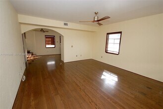 1525 Pennsylvania Ave in Miami Beach, FL - Foto de edificio - Building Photo