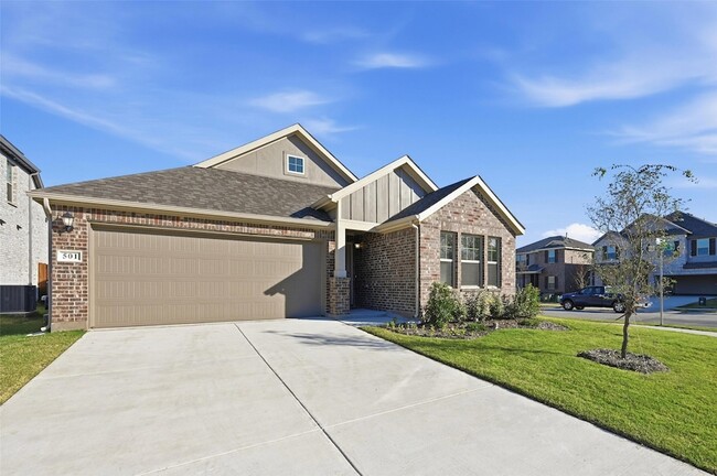 property at 501 Big Bnd Pkwy