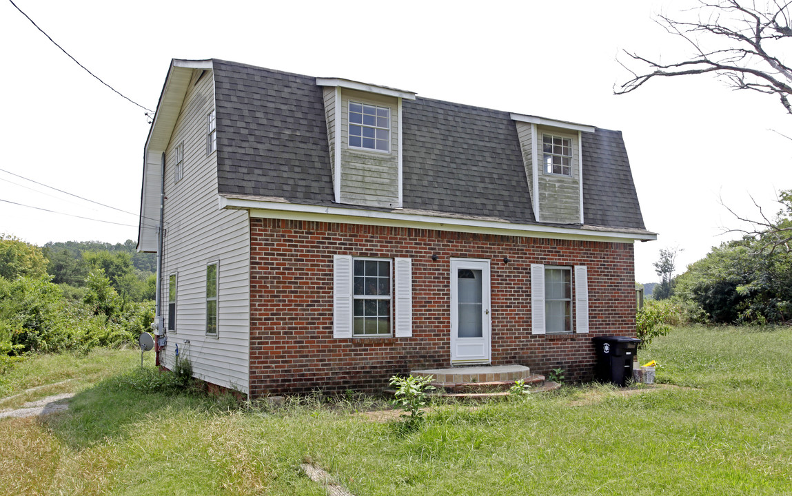 514 Rocky Mountain Rd in Athens, TN - Building Photo