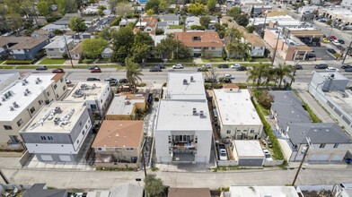 5132 Cahuenga Blvd in North Hollywood, CA - Building Photo - Building Photo