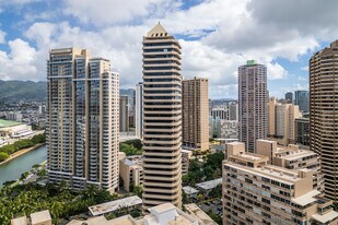 Waikiki Marina Towers in Honolulu, HI - Building Photo