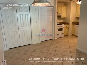 104 Springbrook Cir in Portsmouth, NH - Building Photo - Building Photo