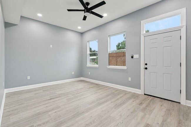 2701 S Prieur St in New Orleans, LA - Building Photo - Building Photo