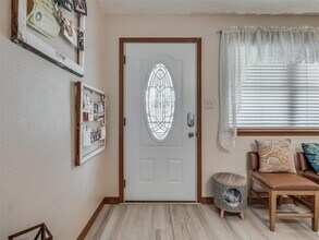 1220 Columbia Ct in Norman, OK - Building Photo - Building Photo