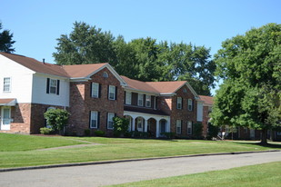Northbury Colony in Warren, OH - Building Photo
