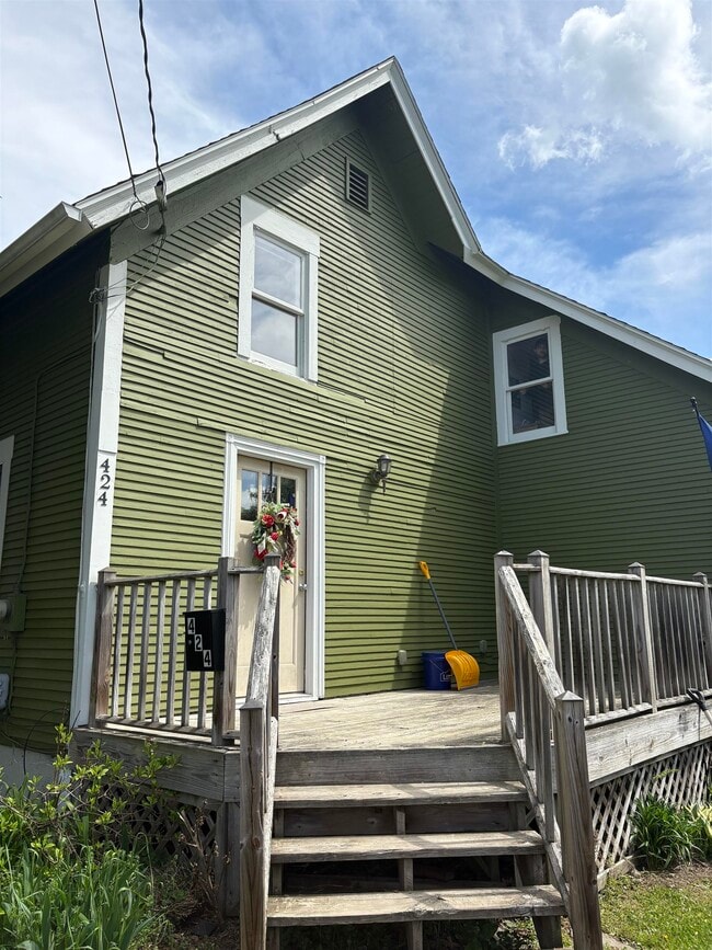 property at 424 VT-15