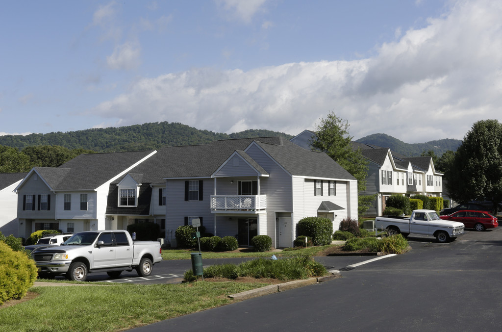 Haw Creek Mews Apartments and Townhomes in Asheville, NC ...