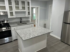 578 Church St in Northbridge, MA - Building Photo - Building Photo