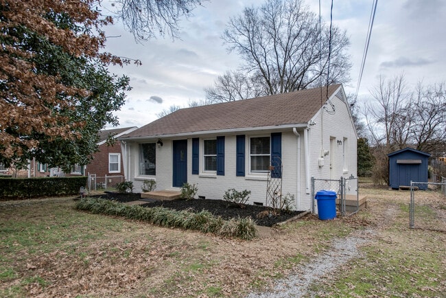 2204 Rosehaven Dr in Nashville, TN - Building Photo - Building Photo
