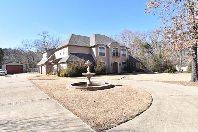 7871 Oak Creek Trl in Shreveport, LA - Building Photo - Building Photo