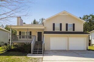 317 Gun Range Rd in Dallas, GA - Building Photo