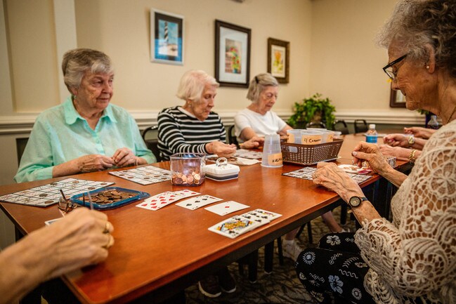 The Dorchester & The Manor 55+ Active Living in Pineville, NC - Foto de edificio - Building Photo