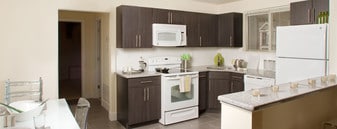 Knightsbridge Apartments in Bensalem, PA - Building Photo