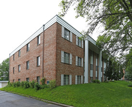 Brewster Place in St. Paul, MN - Foto de edificio - Building Photo