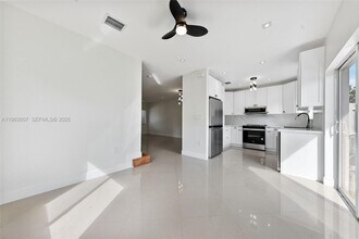 2897 SW 129th Way in Miramar, FL - Building Photo - Building Photo