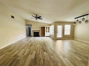 13015 Garfield Ln in Austin, TX - Building Photo - Building Photo