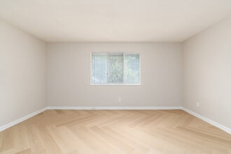 Palomino Apartments in Carbondale, IL - Building Photo - Interior Photo