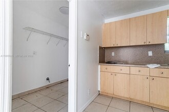 1547 Passion Vine Cir in Hollywood, FL - Building Photo - Building Photo