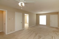 Plantation in Conroe, TX - Building Photo - Interior Photo