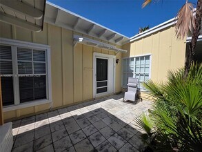 809 NE 17th Ave in Fort Lauderdale, FL - Building Photo - Building Photo