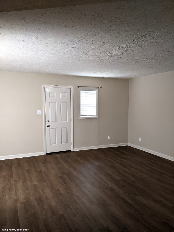 5843 Aftonshire Dr in Fayetteville, NC - Building Photo - Building Photo