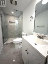 440 Paliser Crescent N in Richmond Hill, ON - Building Photo - Building Photo