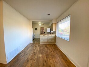 2421 Avery Ave in Memphis, TN - Building Photo - Building Photo