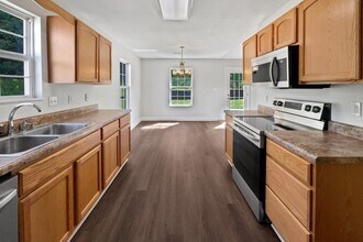4201 Miracle Ln in Knoxville, TN - Building Photo - Building Photo