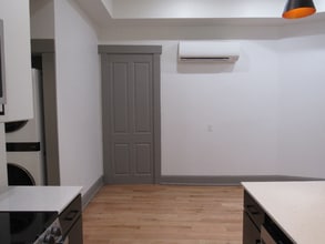 1725 Elm St in Cincinnati, OH - Foto de edificio - Building Photo