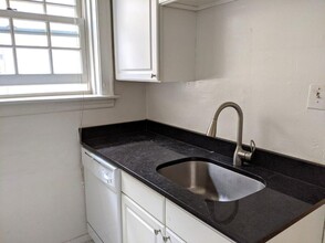 1452 Oak Ave in Evanston, IL - Building Photo - Building Photo
