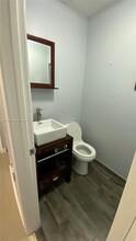 6121 W 24th Ave-Unit -207 in Hialeah, FL - Building Photo - Building Photo