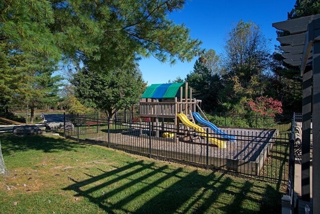 Hampton Creek in Cookeville, TN - Foto de edificio - Building Photo