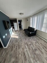 46 N Lake Ave in Fox Lake, IL - Building Photo - Building Photo