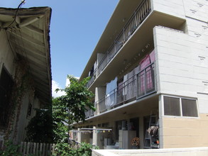 2122 Citron St in Honolulu, HI - Building Photo - Building Photo