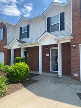 3717 Running Wolf Ct in Murfreesboro, TN - Foto de edificio - Building Photo