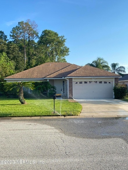 property at 11332 Hendon Dr