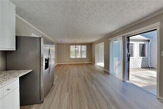 2041 Kramer Way in Marietta, GA - Building Photo - Building Photo