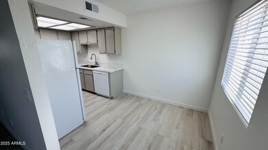 1548 E 26th Ln in Apache Junction, AZ - Building Photo - Building Photo
