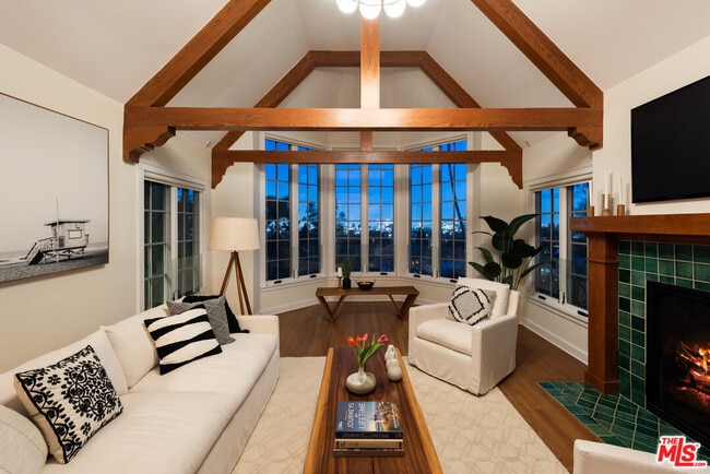 2028 Taft Ave in Los Angeles, CA - Building Photo - Building Photo
